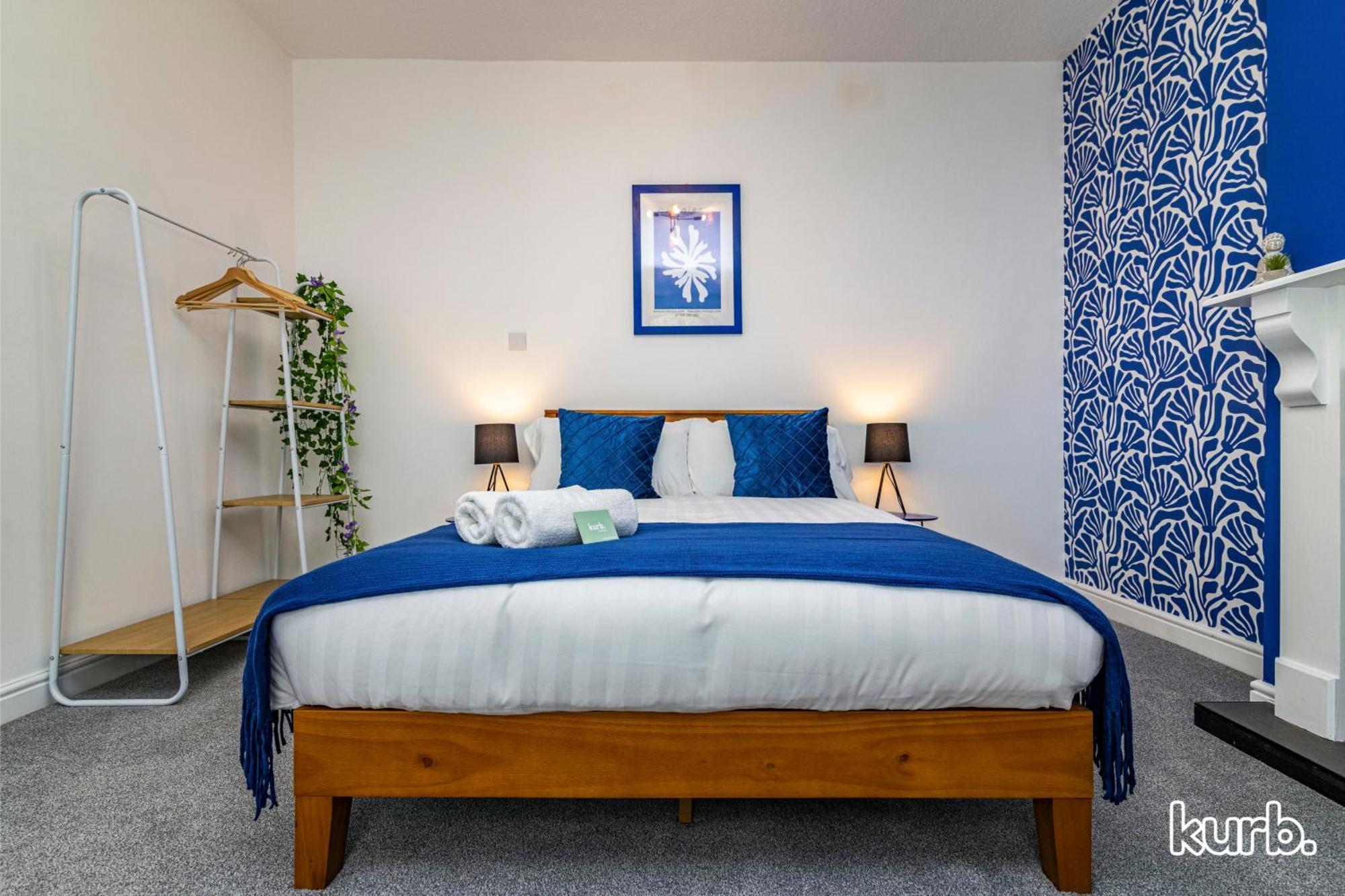 Fern - 5 Bedroom House Free Parking Holiday home Nottingham