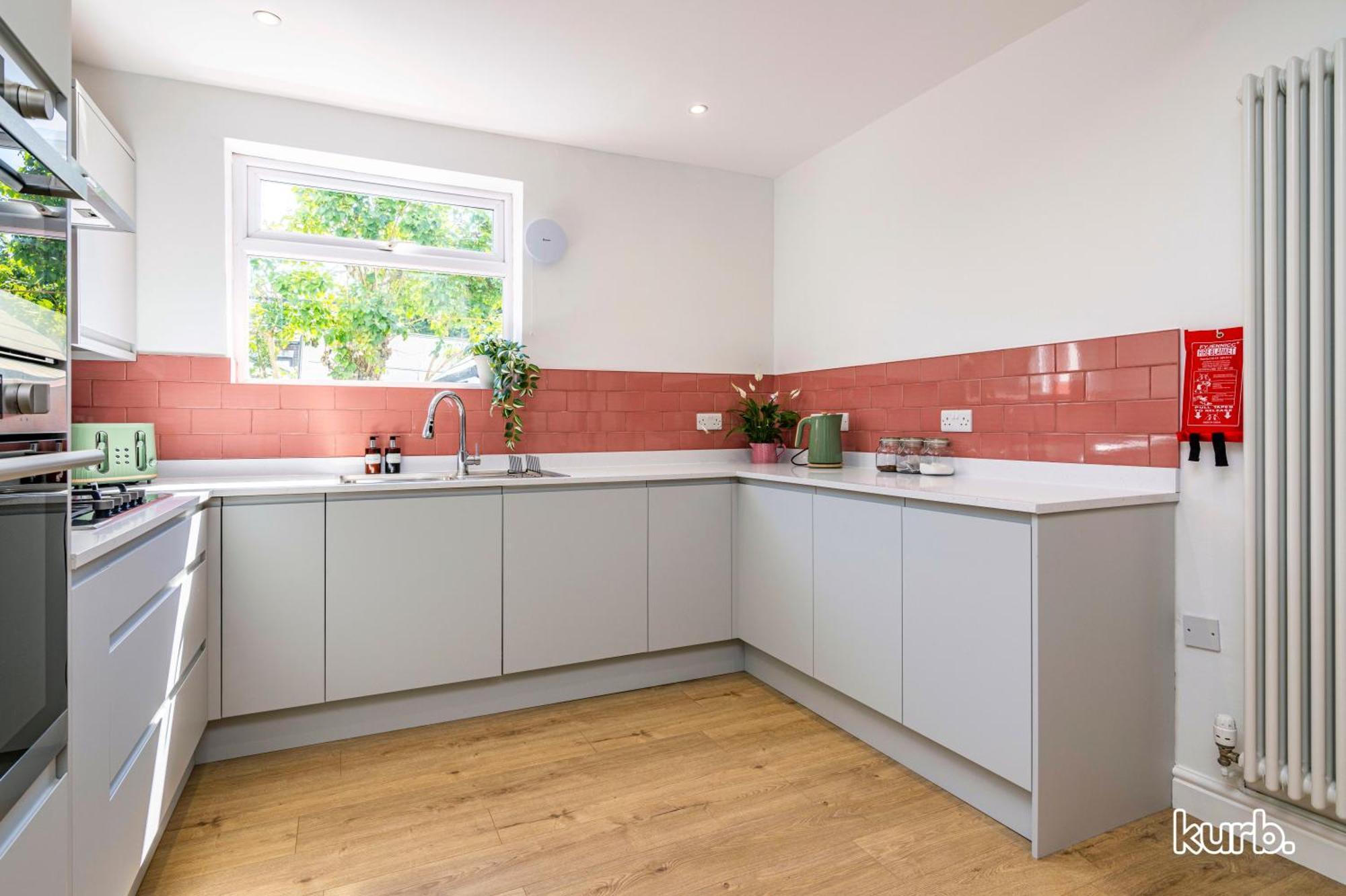 Fern - 5 Bedroom House Free Parking * Nottingham