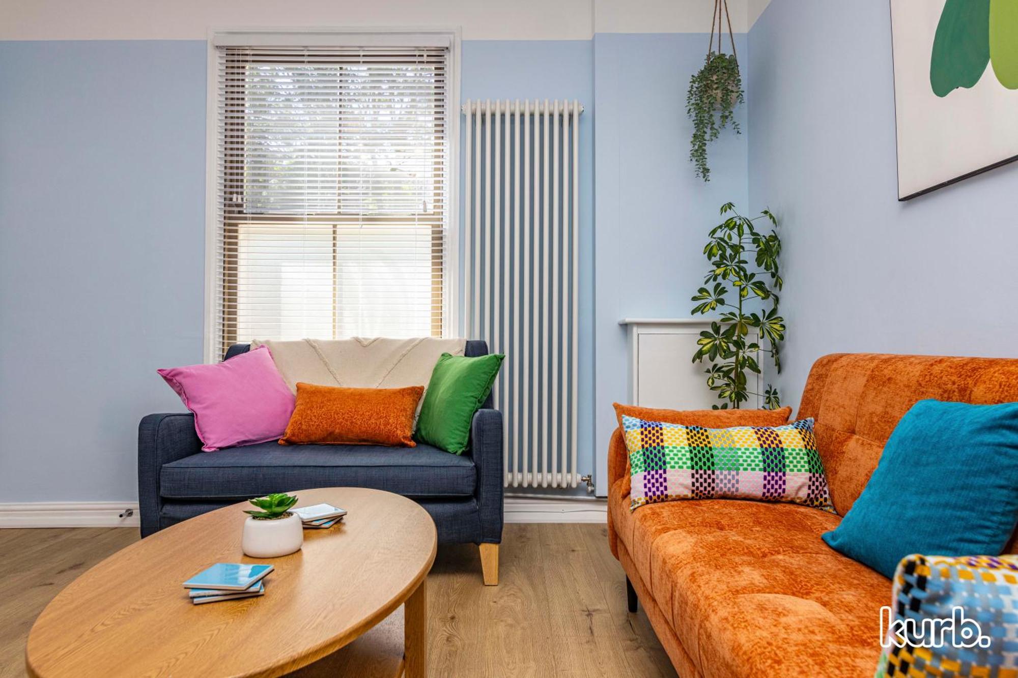 Fern - 5 Bedroom House Free Parking *