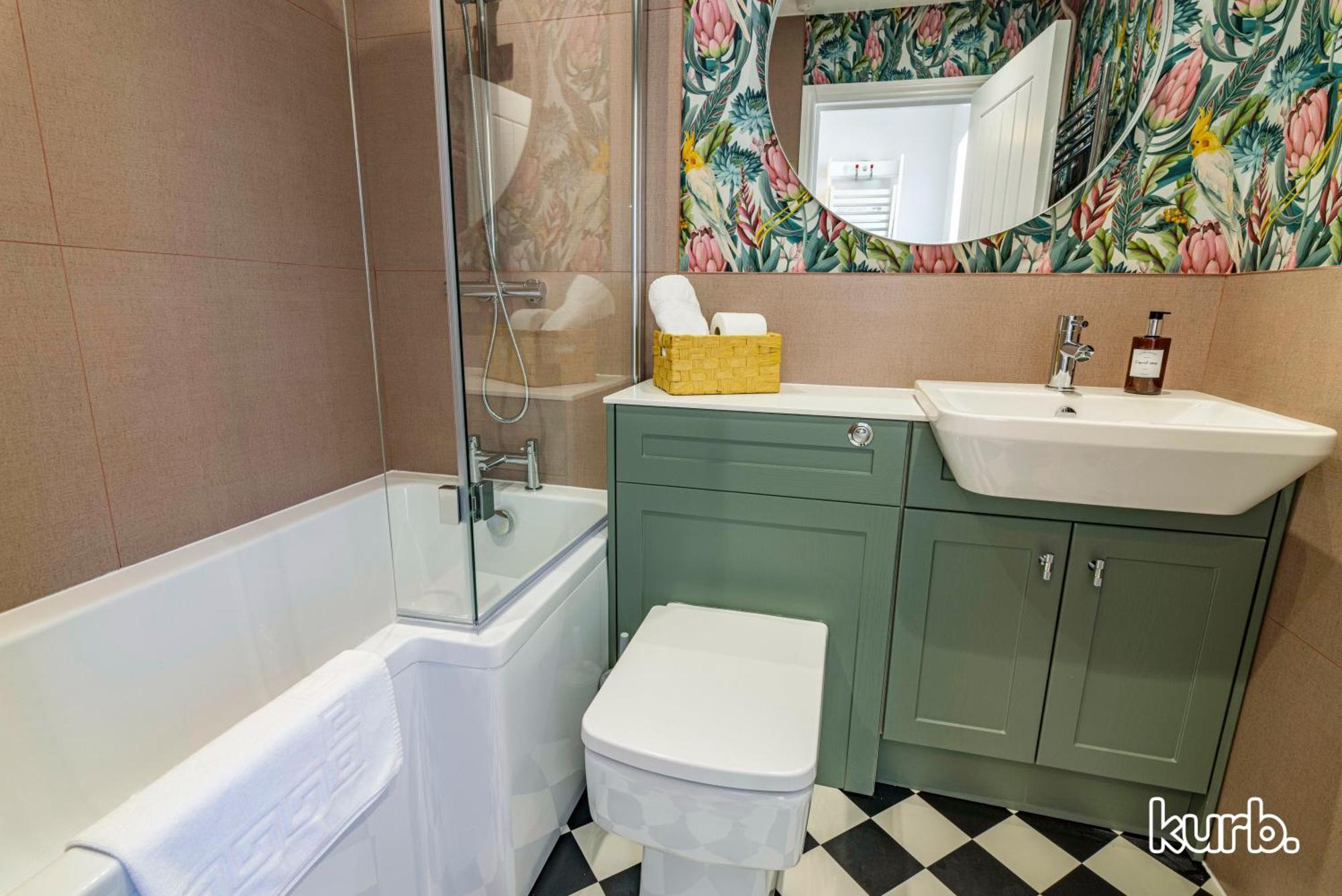 Holiday home Fern - 5 Bedroom House Free Parking *